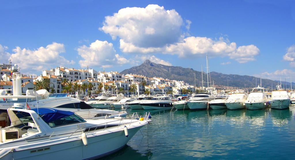 Puerto BANUS  MEDINA GARDEN